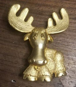 VTG JJ Happy Moose Gold Tone Brooch