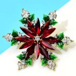 Sparkling Christmas Snowflake Brooch Delicate Rhinestone Badge Pin Fashion Women