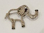 VICTORIAN VINTAGE RHINESTONES PENDANT BAR SPOON ELEPHANT WREATH BROOCH LOT 12