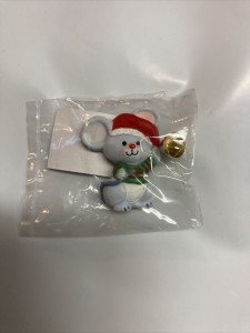 Vintage Hallmark Christmas Mouse Holiday Decorative Plastic Brooch Pin, NIP!