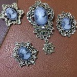 Ezing Vintage Princess Frame Crystal Cameo Brooches Pins Set for Women (C)