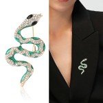 Luxury Green Rhinestone Snake Brooch for Women Men Unisex Alloy Lapel Pins Animal Design Badge Vintage Jewelry Accessories Gift