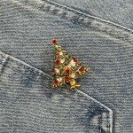 Exquisite Christmas Tree Brooches For Women Fashion Colorful Rhinestone Brooch Pins Jewelry Lady Clothes Accessories Xmas Gift