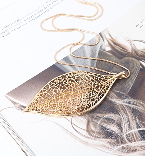 NLCAC Filigree Leaf Pedant Necklace Snake Chain Gorgeous Hollow Leaf Necklace Bohemian Jewelry for Women, Girls (Gold Tone)