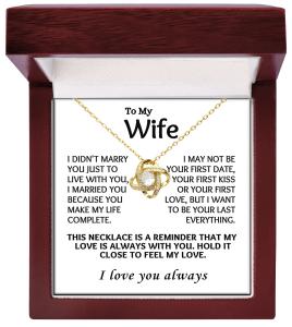 To My Wife Pendant Necklace - Perfect Gift