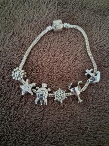 Charming Handcrafted Bracelet for Everyday Wear