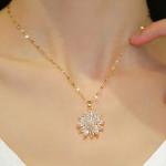 Flower Pendant Necklace in 18K Gold Plated Steel