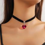 ISCASSE Black Choker Necklaces for Woman Love Heart Choker Necklace Adjustable Velvet Choker Soft Collar Chain Red Heart Necklace for Girls Fashionable Dress Up