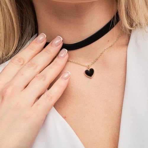 DAYANEY Black Heart Necklace,Black Choker Necklaces For Woman,Gothic Vintage Choker Necklace,Black Velvet Choker Heart Jewelry Gold Chain Choker as Aniversario Birthday Gifts for Women