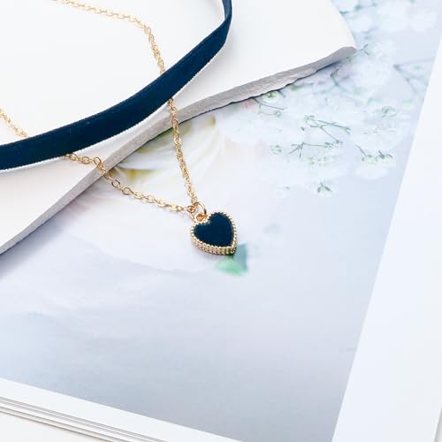 DAYANEY Black Heart Necklace,Black Choker Necklaces For Woman,Gothic Vintage Choker Necklace,Black Velvet Choker Heart Jewelry Gold Chain Choker as Aniversario Birthday Gifts for Women