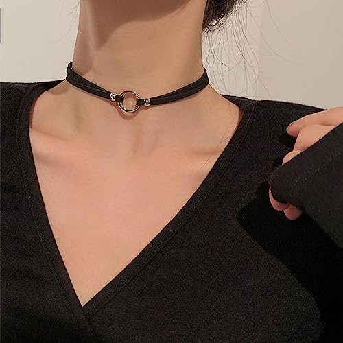 Fesciory Black Choker Necklaces for Women, Adjustable Layered Velvet Leather Lace Choker Collar Necklace, Goth Jewelry Gifts (Circle)