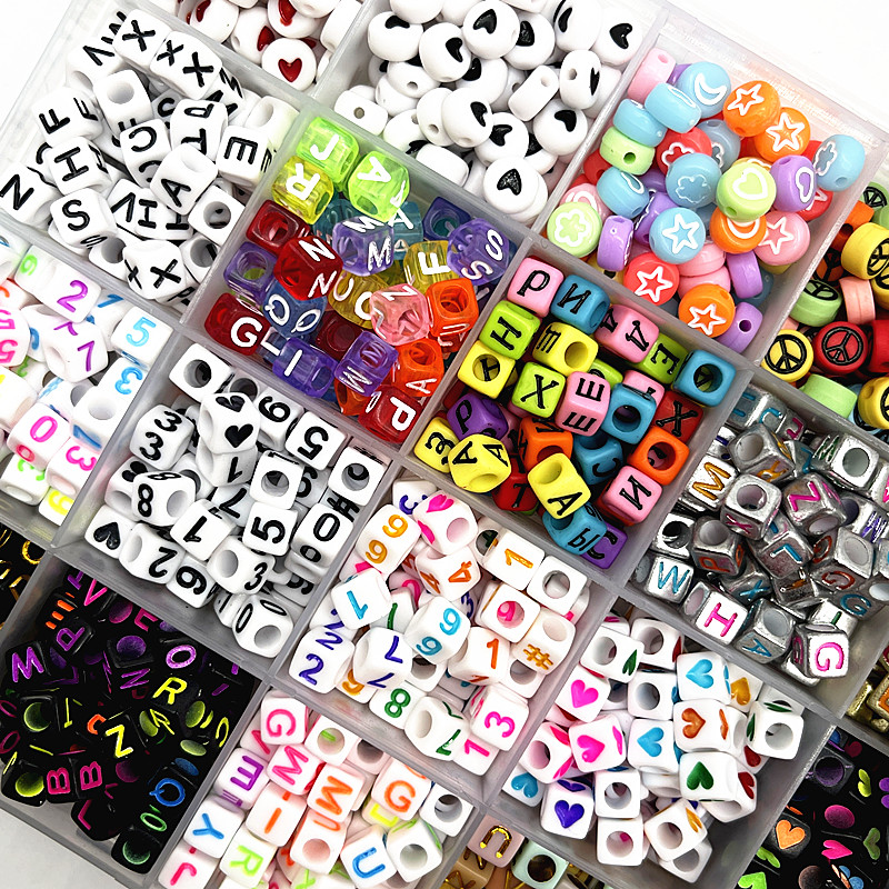 100pcs Mixed Alphabet Letter Beads for DIY Jewelry