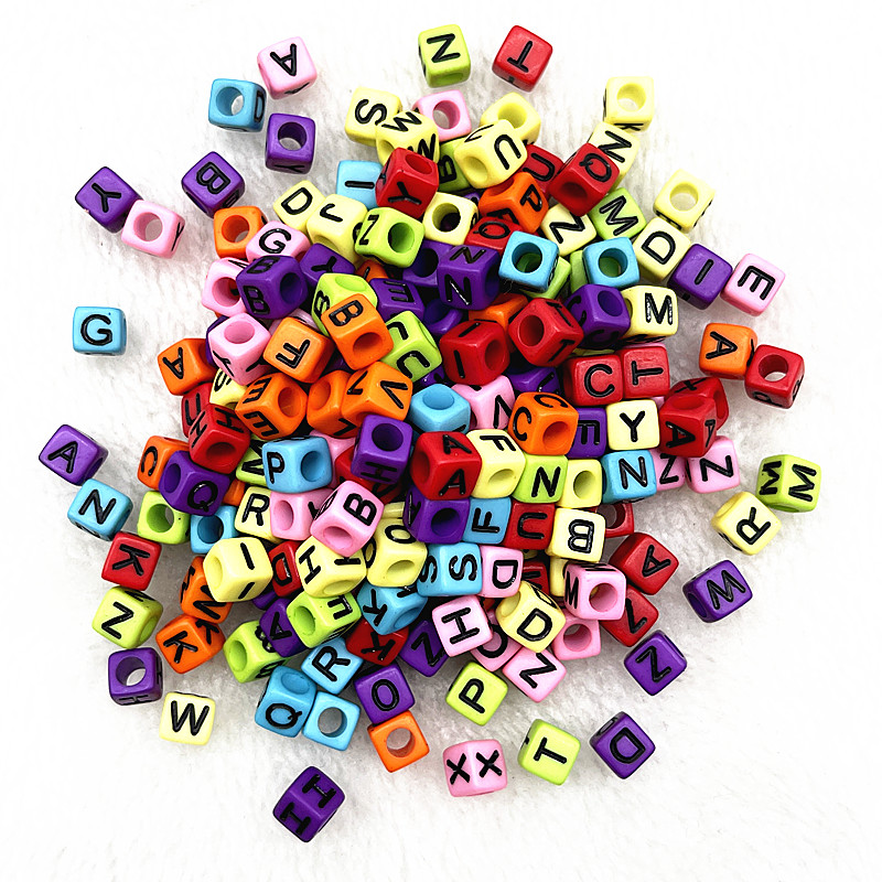 100pcs Mixed Alphabet Letter Beads for DIY Jewelry
