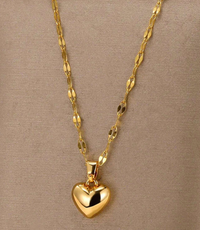 Heart-Shaped Stainless Steel Pendant Necklace - 18K Gold Plated