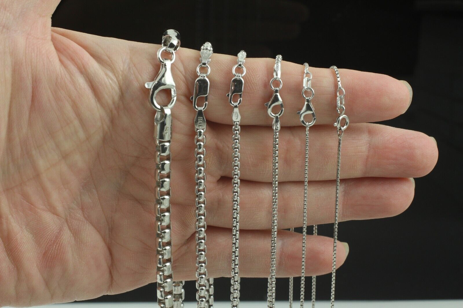925 Sterling Silver Round Box Chain Necklace