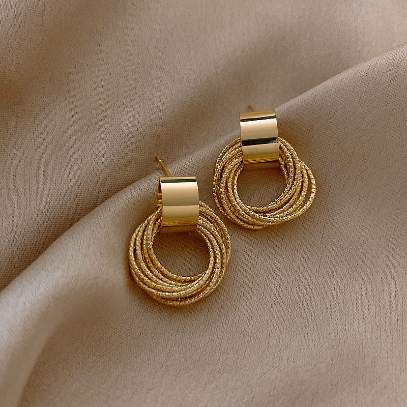 Gold Circle Stud Earrings for Women - Retro Style