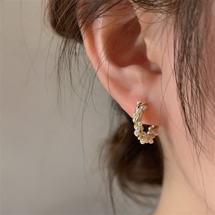 2024 Korean Simple Circle Pearl Earrings for Women