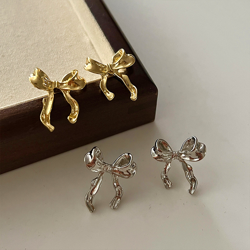 Elegant Bow Knot Earrings for Women