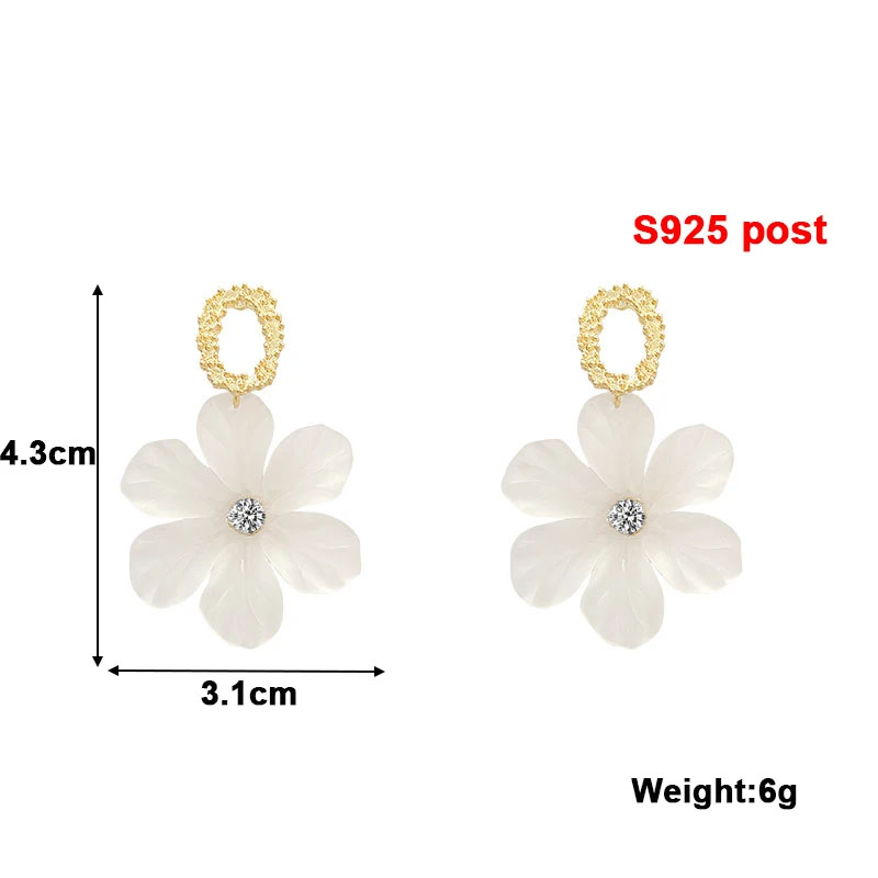 Delicate White Flower Rhinestone Hanging Earrings