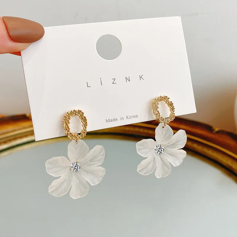 Delicate White Flower Rhinestone Hanging Earrings