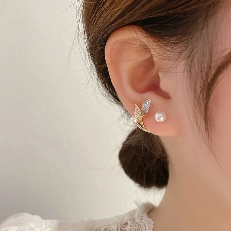 Korean Vintage Pearl Crystal Butterfly Stud Earrings
