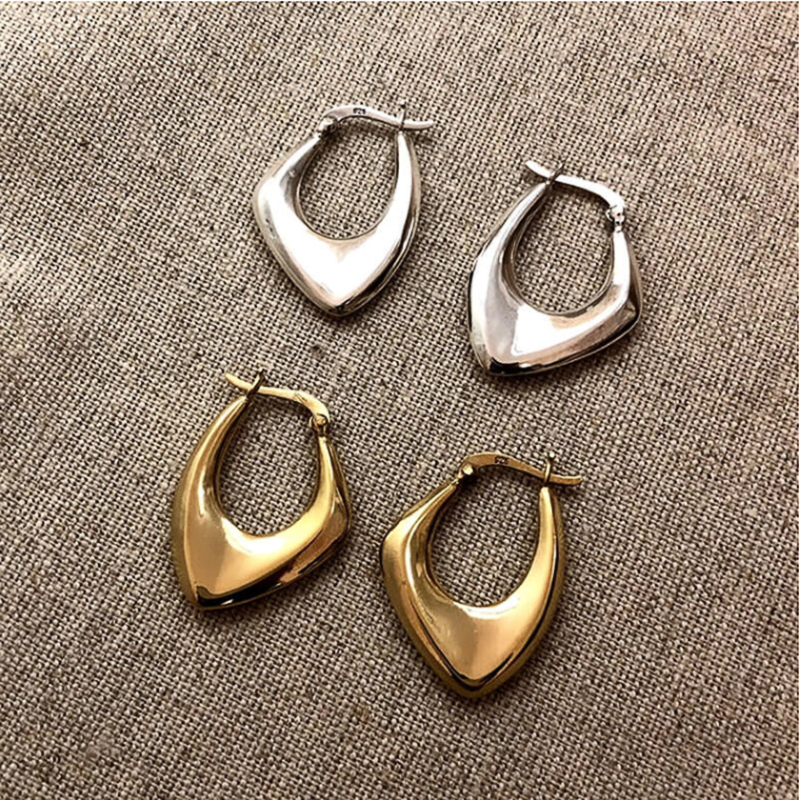 Geometric Metal Hoop Earrings for Everyday Style