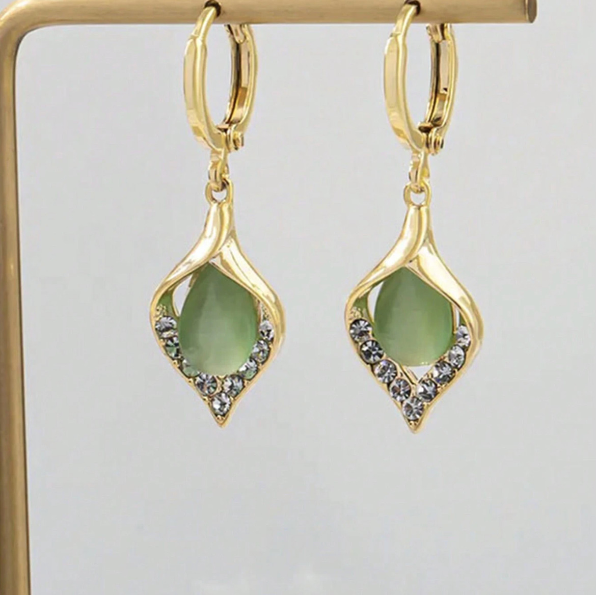 Elegant Crystal Hoop Earrings for Any Occasion