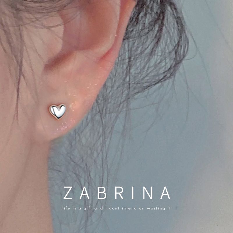 Exquisite S925 Silver Heart Flower Stud Earrings