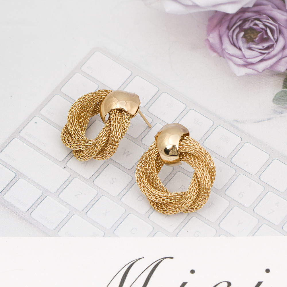 Vintage Twisted Circle Dangle Earrings for Women