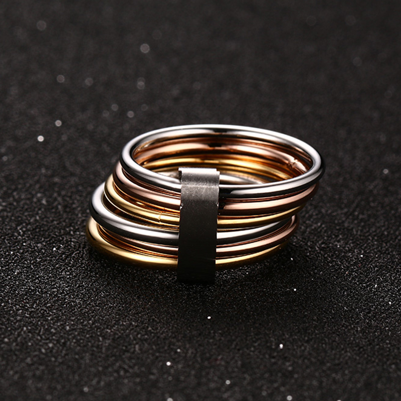 Elegant 6-Piece Interlocked Stacking Rings for Women