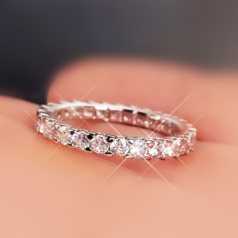 Elegant CZ Paved Round Ring for Women