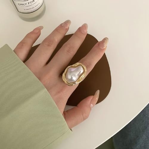 Bold Retro Pearl Ring – Adjustable Statement Jewelry