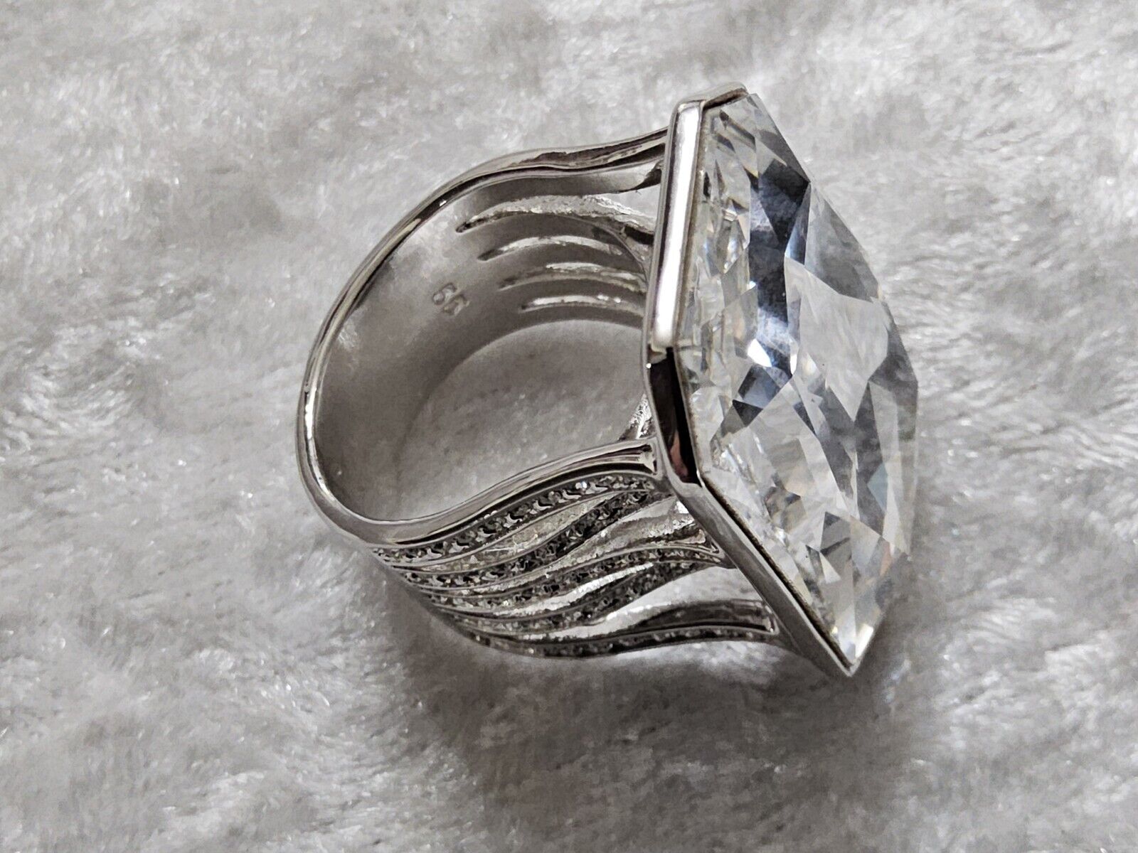 Swarovski Crystal Statement Ring in Size 5