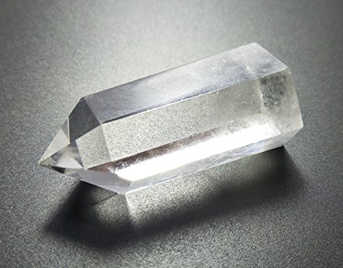 Clear Quartz Crystal Pointed Wand for Reiki and Chakra