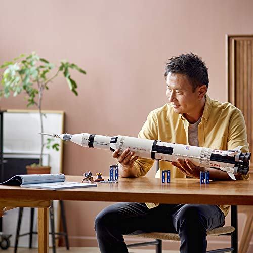 NASA Apollo Saturn V Rocket Building Kit