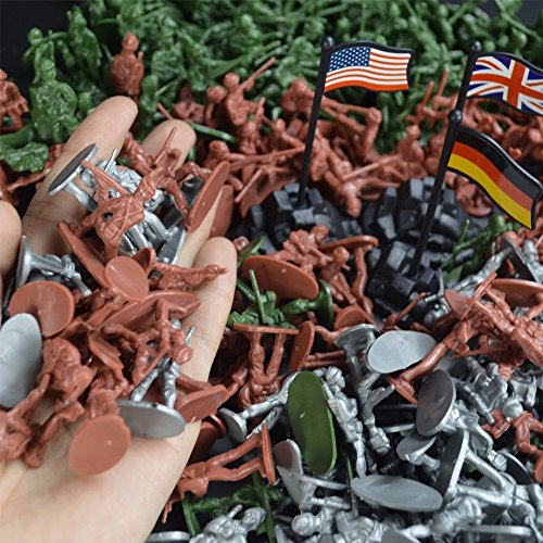 300+ Piece WWII Soldier Toy Set