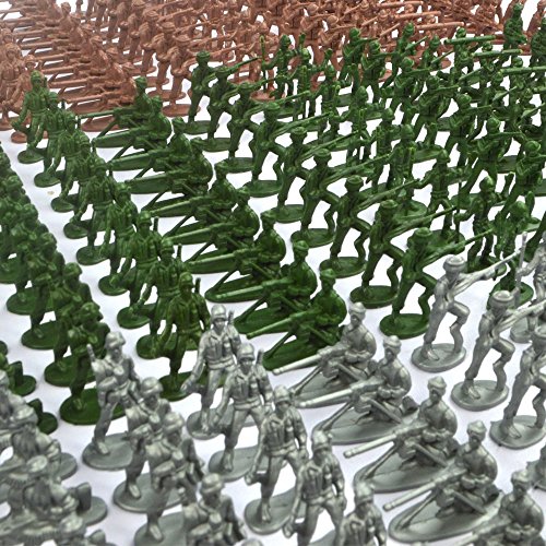 300+ Piece WWII Soldier Toy Set