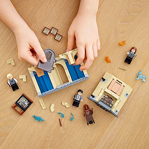 Harry Potter Hogwarts Room of Requirement LEGO Set