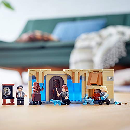 Harry Potter Hogwarts Room of Requirement LEGO Set