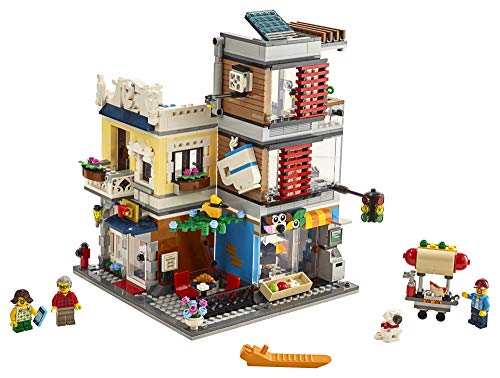 LEGO Townhouse Pet Shop & Café Building Set