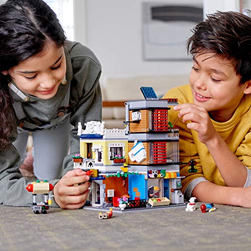 LEGO Townhouse Pet Shop & Café Building Set