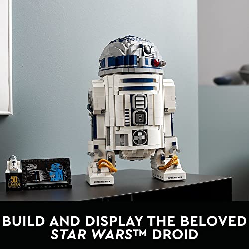 Star Wars R2-D2 Building Set with Lightsaber