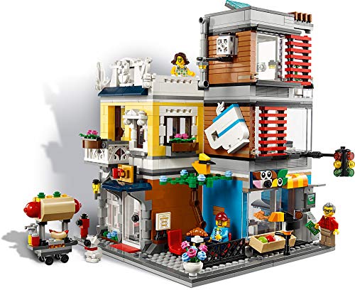 LEGO Townhouse Pet Shop & Café Building Set