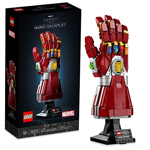 Iron Man Nano Gauntlet Building Set (680 Pieces)