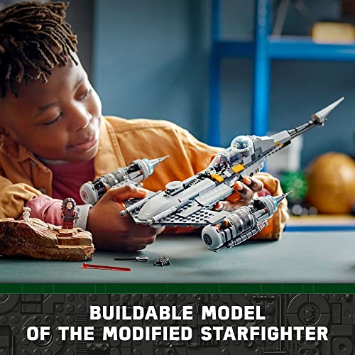 Mandalorian Starfighter LEGO Set - Baby Yoda & Droid Figures