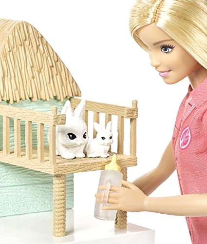 Barbie Animal Rescuer Playset with 8 Figurines