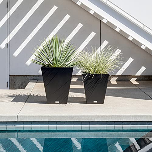 Veradek Nobleton Large Plastic Planter - All-Weather Use