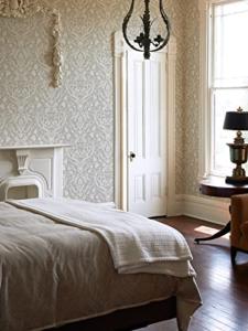 NuWallpaper Wall Coverings
