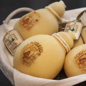 Caciocavallo Silano - DOP (Whole)
