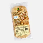 Focaccia Pugliese cotta forno a legna - Apulian focaccia baked in a wood-fired oven 